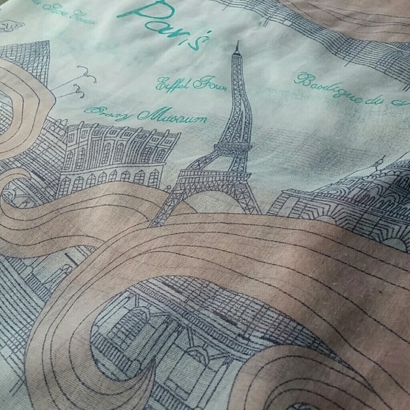 Paris print scarf - Picture 2 of 5